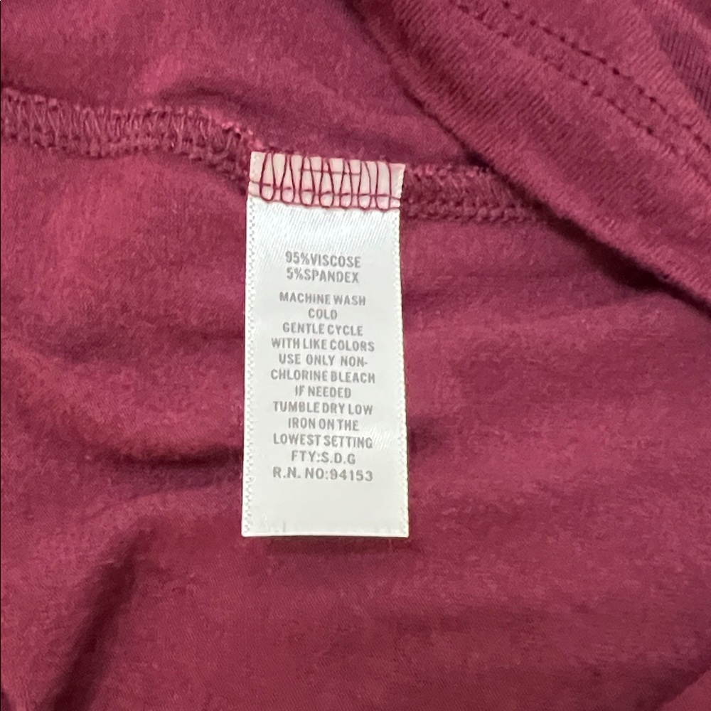 Women’s XL Hannah Burgundy Blouse with Embroidered Detail Bell Sleeve Curved Hem - Picture 8 of 9